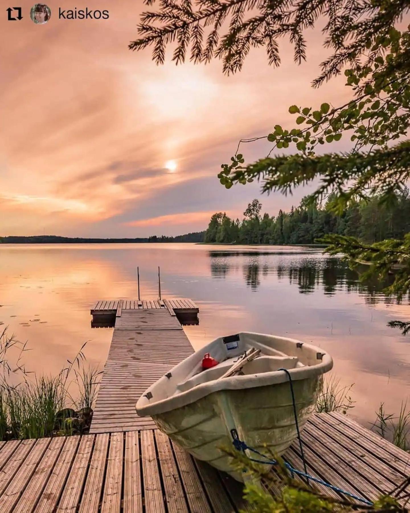 Loma-asunnot Beautiful And Spacious Lakeside *